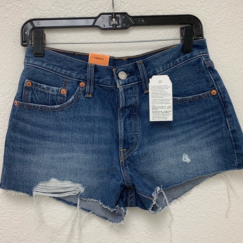 Levi’s 501 distressed shorts